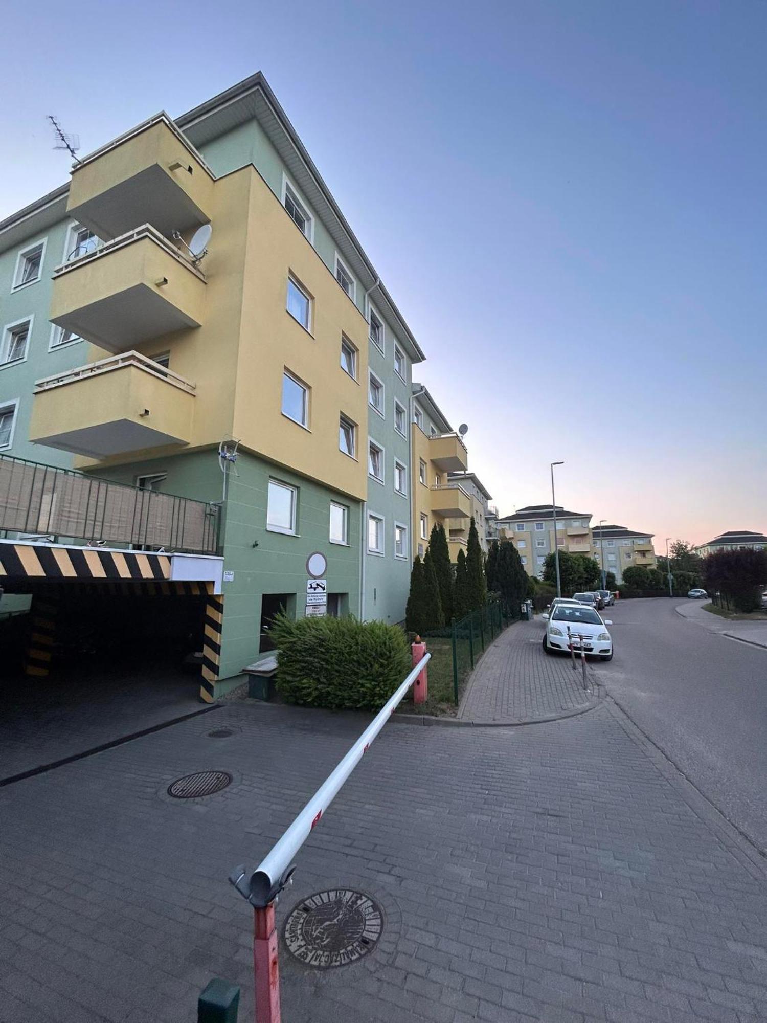 Colorado Apartment กดัญสก์ ภายนอก รูปภาพ